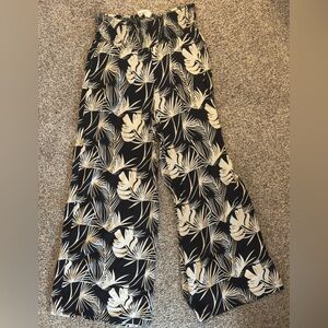 NWOT Tropical Print Wide Leg Pants, Black/Cream, size M